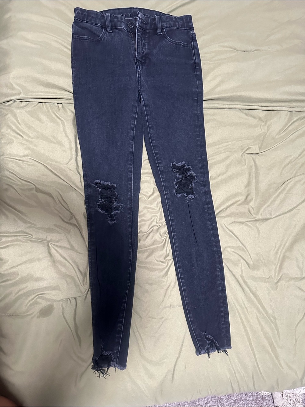 American Eagle “The Dream Jean” 4 long